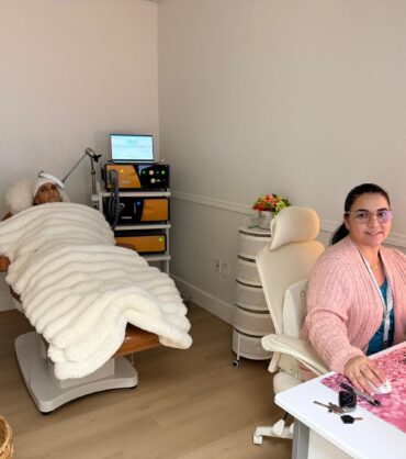 A patient questioning why antidepressants are not working and seeking treatment-resistant depression help through innovative psychiatry Florida and TMS therapy for mental health as a medication-free depression treatment at Hidalgo TMS.