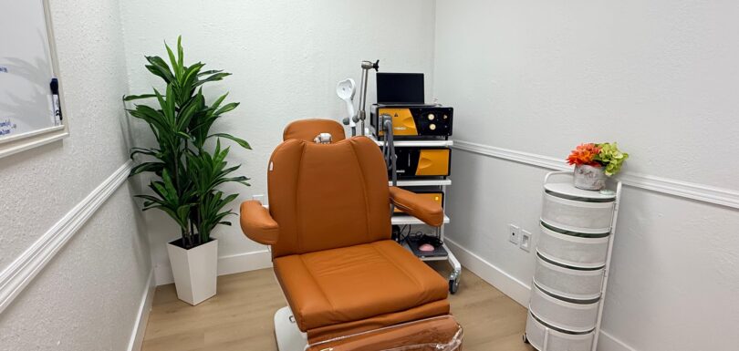 Advanced treatment rooms for TMS vs Ketamine for treatment-resistant depression relief in Miami