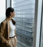 Tratamiento profesional para el agotamiento laboral en Miami y terapia de agotamiento con el Dr. Alen Hidalgo.