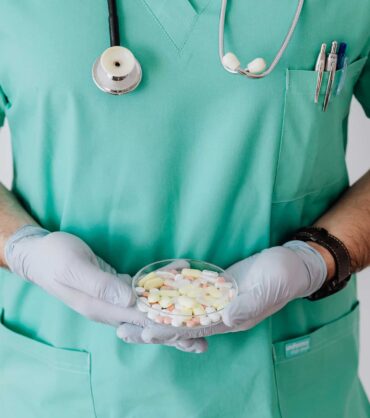 Medical setting representing Spravato and IV ketamine treatment options in Miami